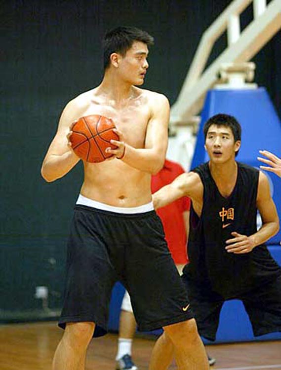 与他坚持不