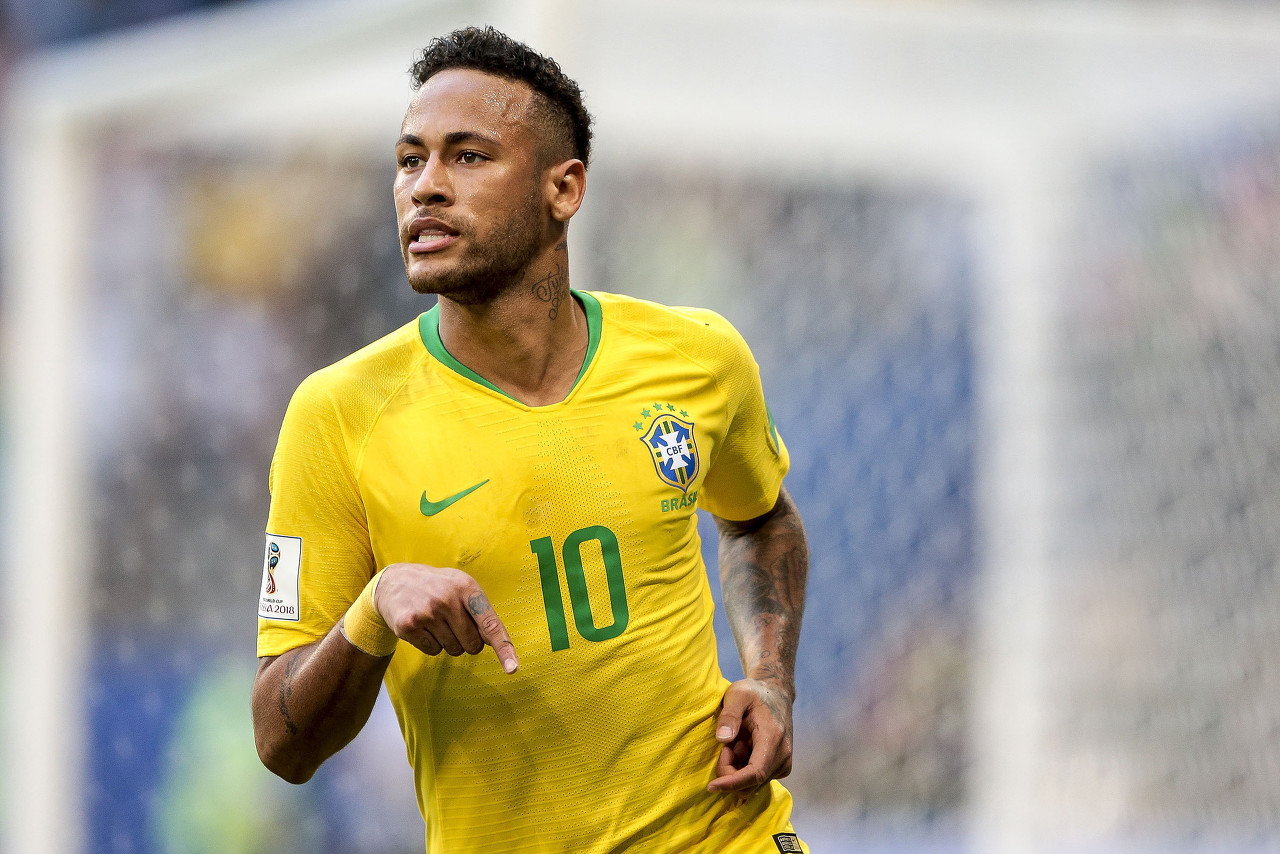 中超新星 中超新星