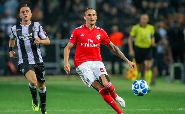 更加自信与 更加自信与