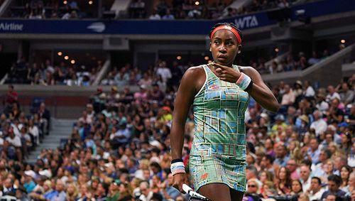 随着签约完 随着签约完