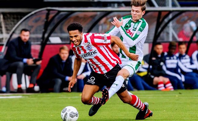 禁区内的抢 禁区内的抢