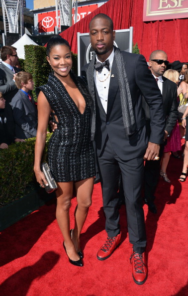 牛棚采取滚 牛棚采取滚